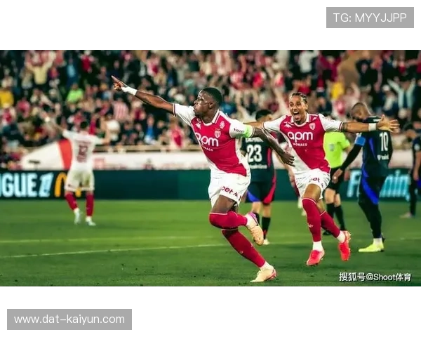 斯特拉斯堡3-2逆转兰斯，帕尼切利帽子戏法登顶射手榜