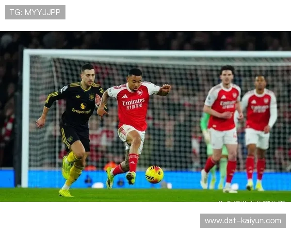 阿森纳迎战利兹联，钢铁防线直面主场狂热氛围考验